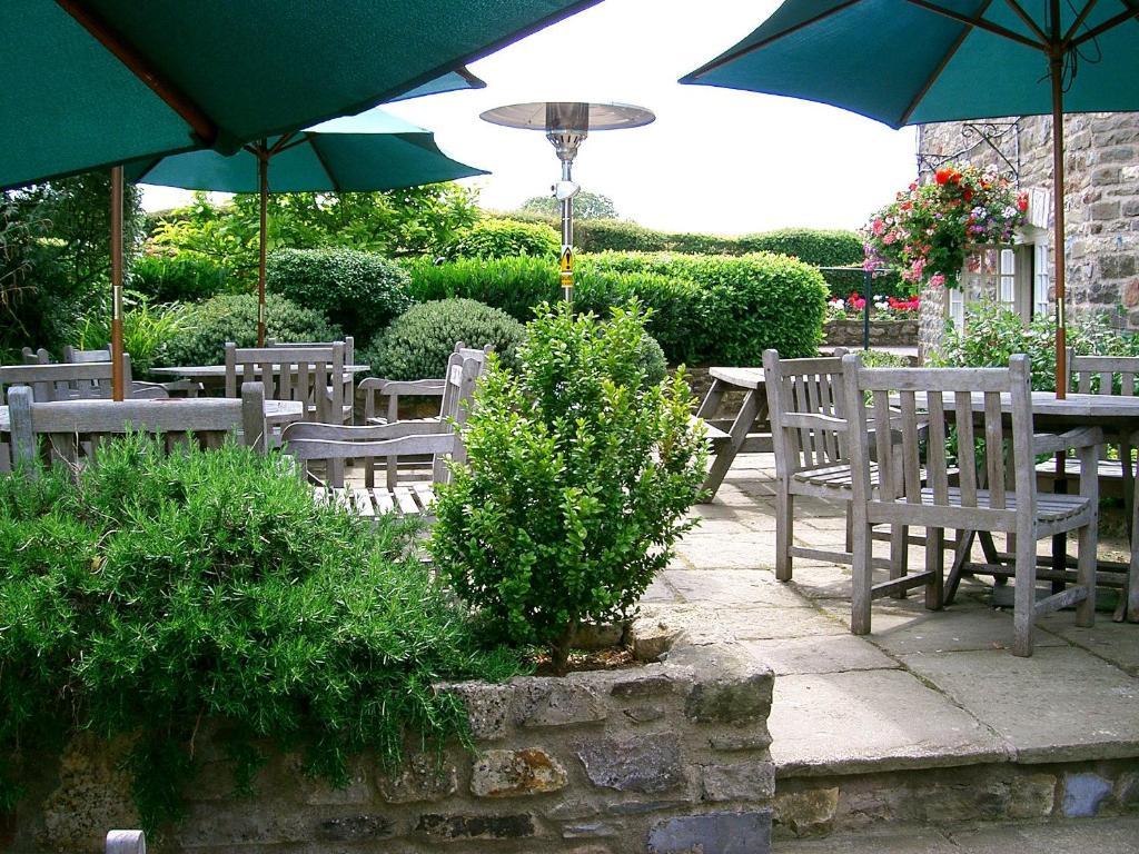 The Carpenters Arms Hotel Pensford Bagian luar foto