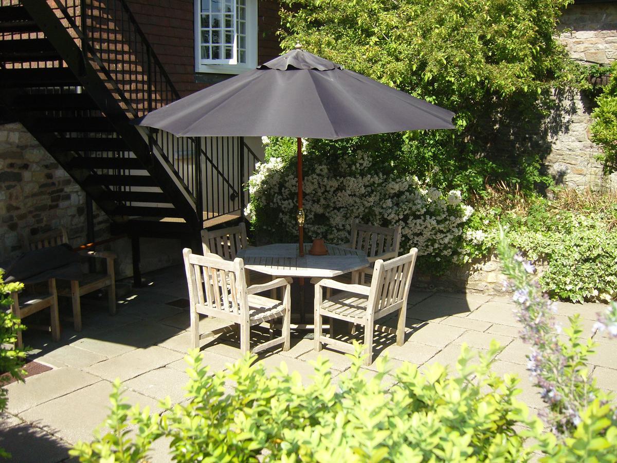 The Carpenters Arms Hotel Pensford Bagian luar foto