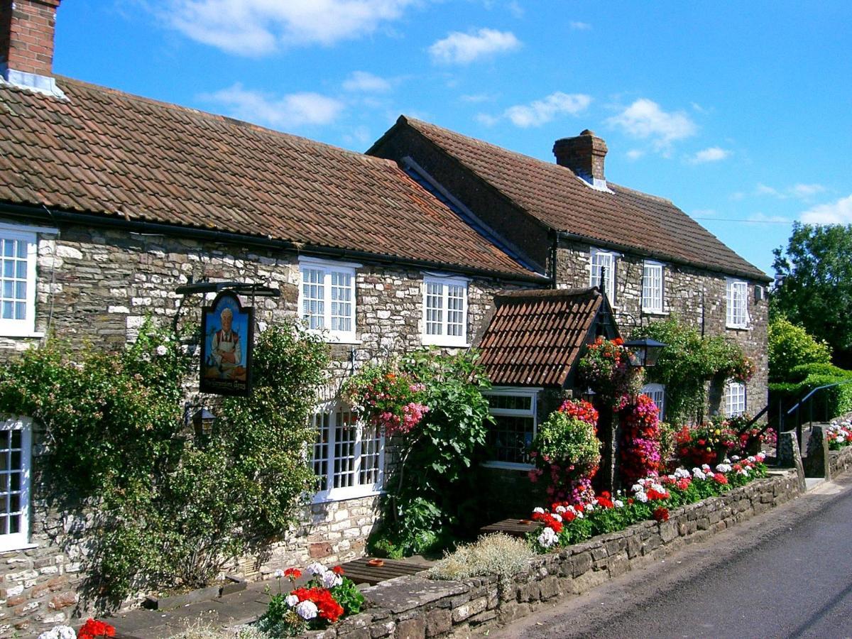The Carpenters Arms Hotel Pensford Bagian luar foto